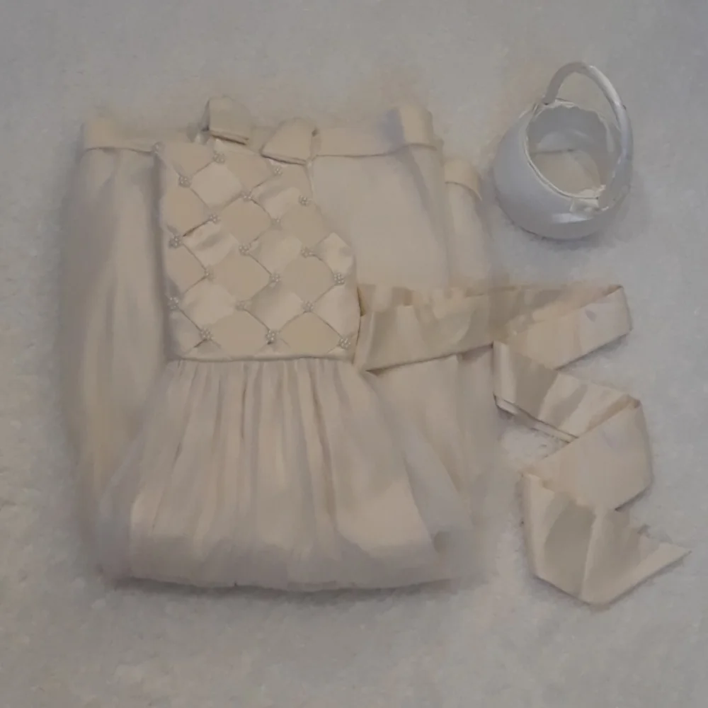 CINDERELLA Vintage Communion/Flower Girl Dress NWOT